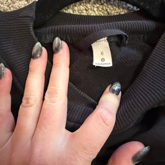 Lululemon Chill On Pullover Black Size 6 - Picture 4 of 6